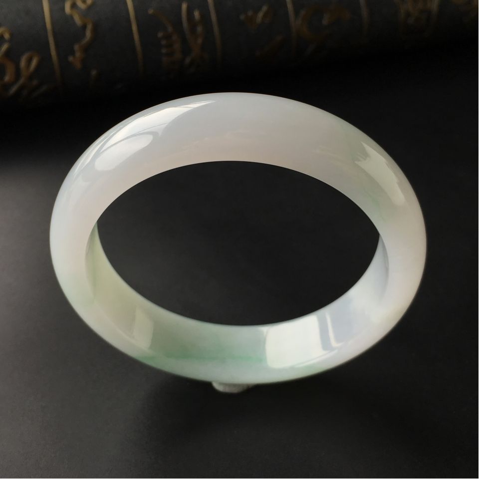 (超值推荐)糯冰种飘花手镯(57.8mm)