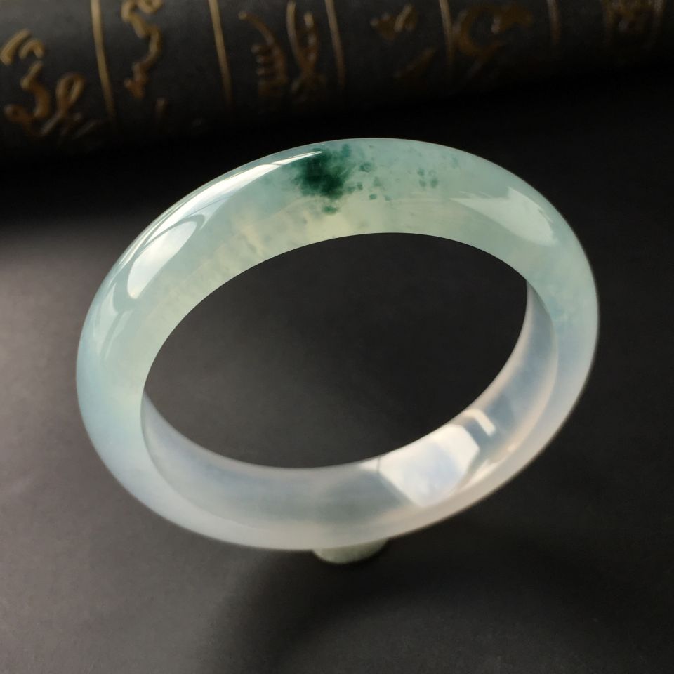 (超值推荐)冰种飘花手镯(56mm)