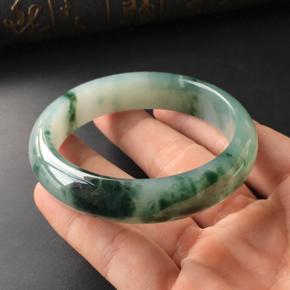 (超值推荐)糯冰种飘花手镯(57.7mm)