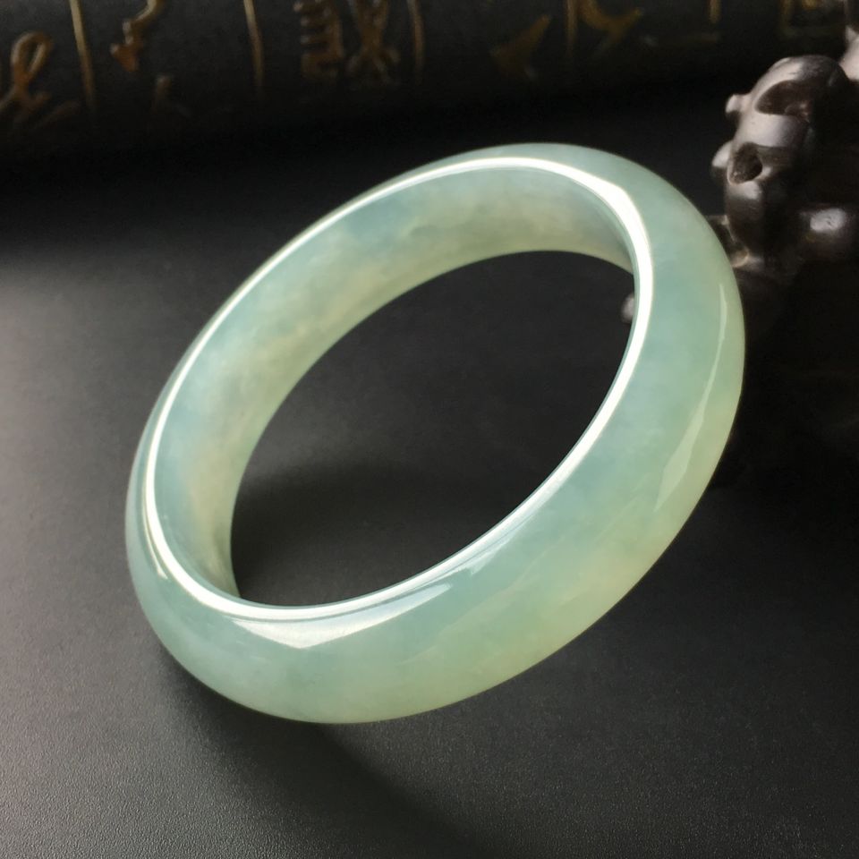 (超值推荐)冰种晴水手镯(54.4mm)