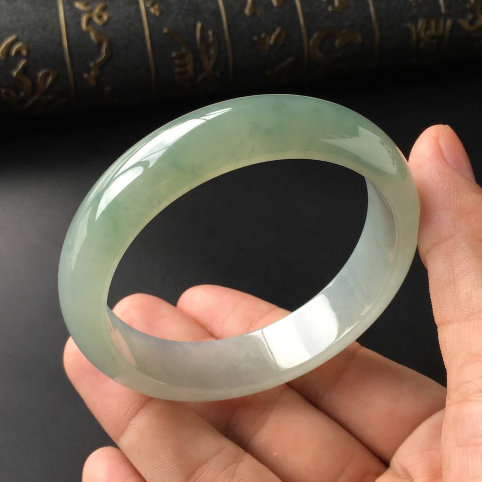 (超值推荐)冰种晴水飘花手镯(58.3mm)