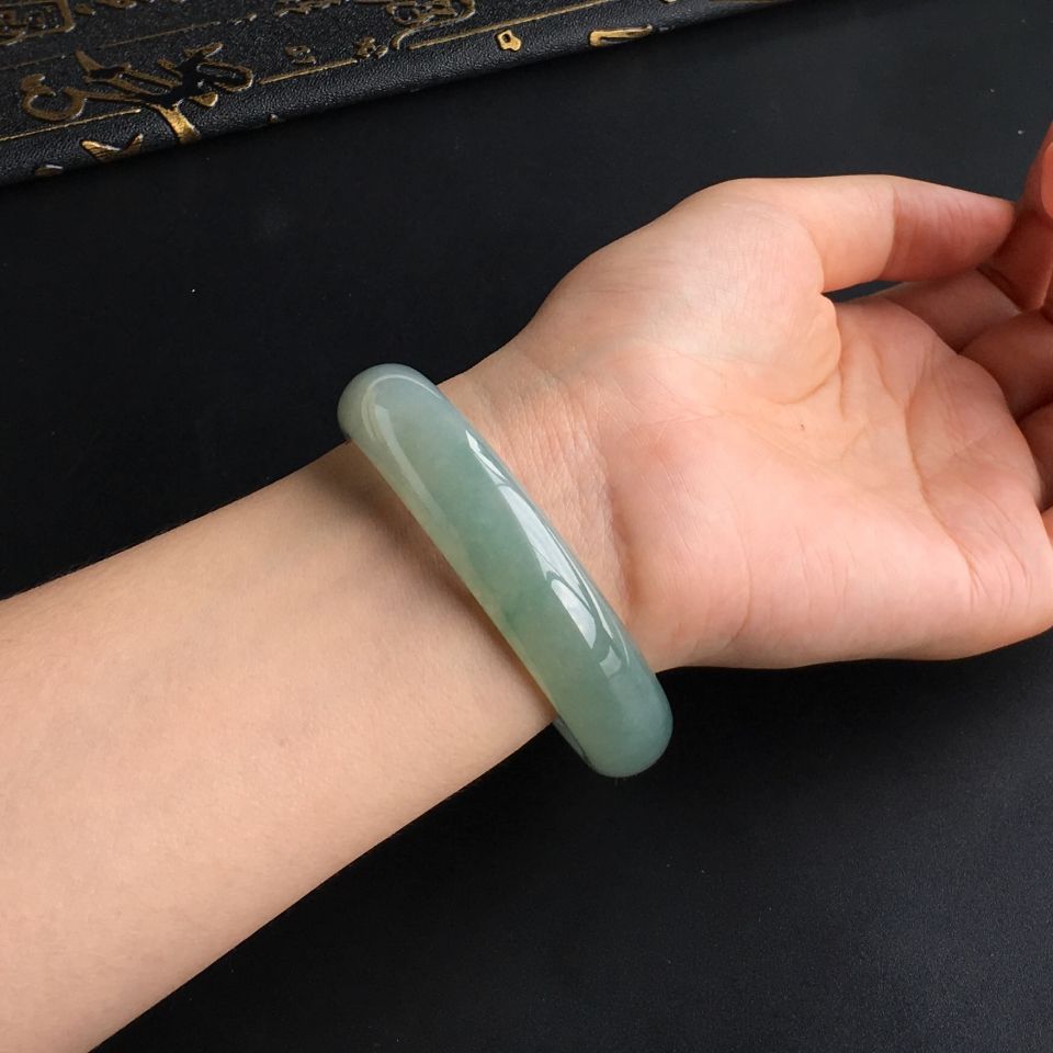 (超值推荐)冰种晴水飘花手镯(58.3mm)