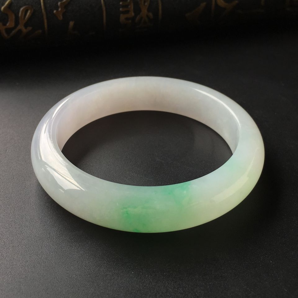 (超值推荐)糯冰种飘翠手镯(57.3mm)