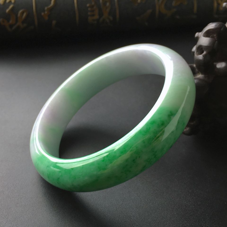 (超值推荐)糯冰种飘翠手镯(57mm)