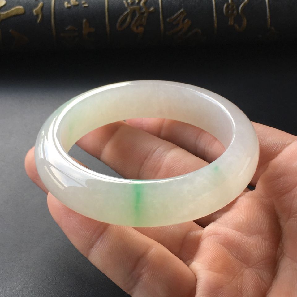 (超值推荐)冰种飘翠手镯(53.3mm)