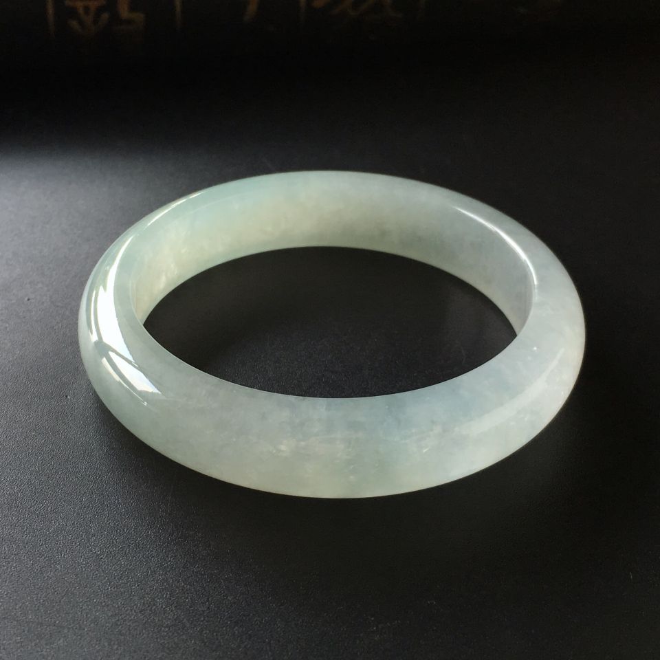 (超值推荐)冰种晴水手镯(55.8mm)