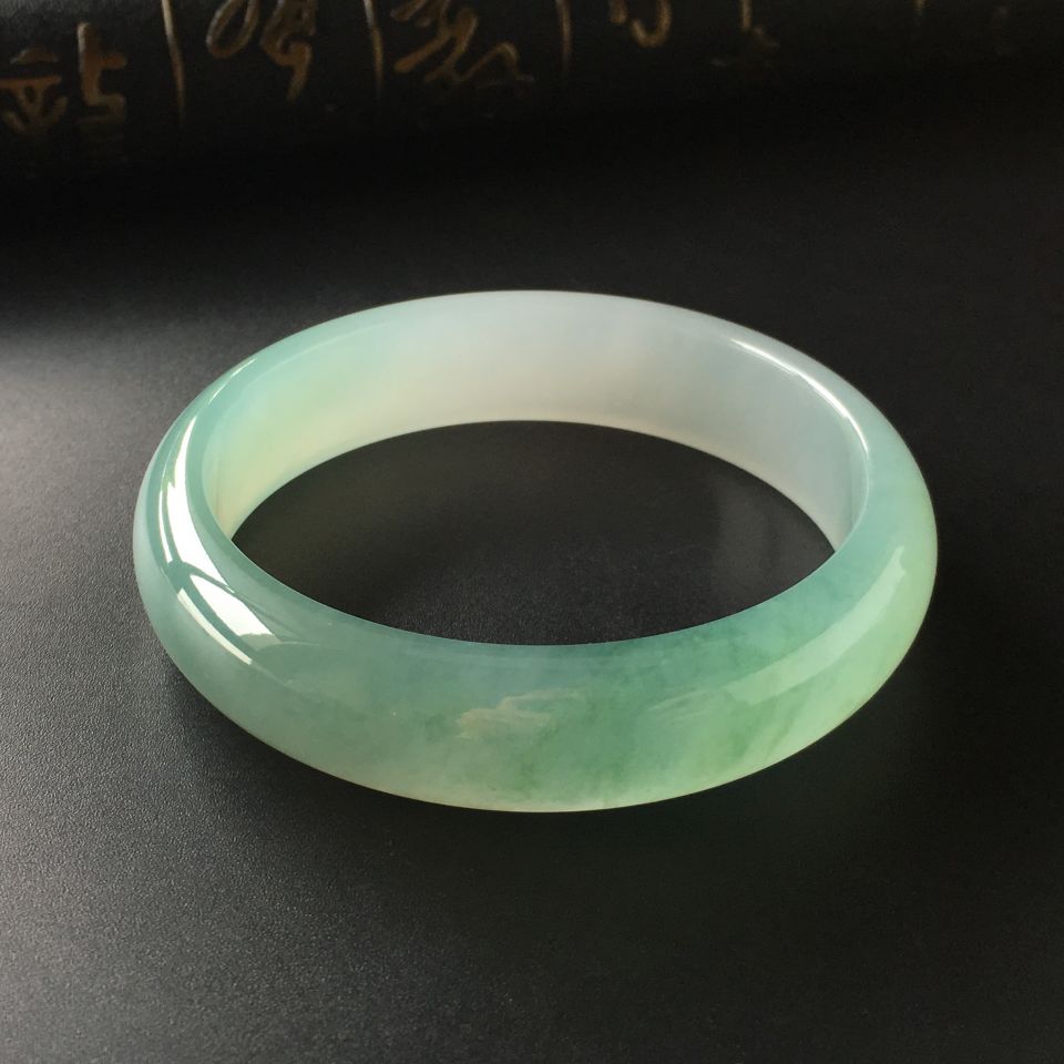 (超值推荐)冰种晴水飘花手镯(58.2mm)