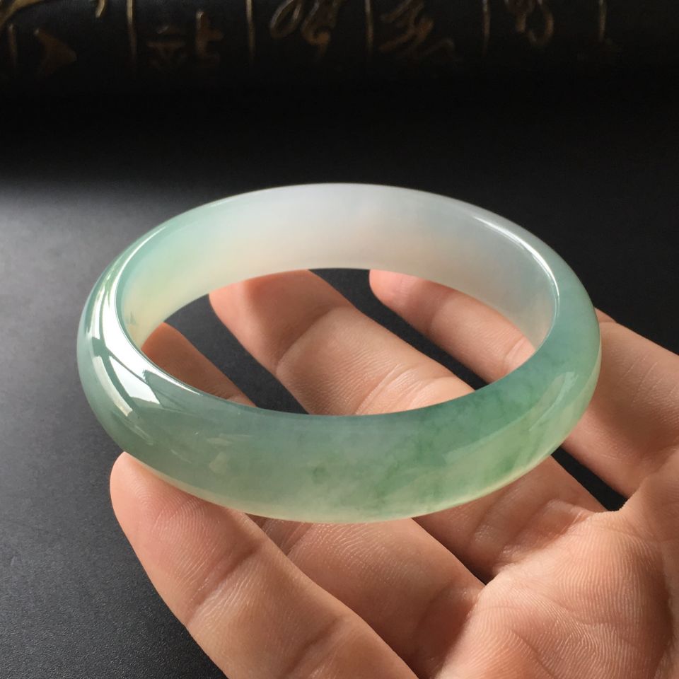 (超值推荐)冰种晴水飘花手镯(58.2mm)