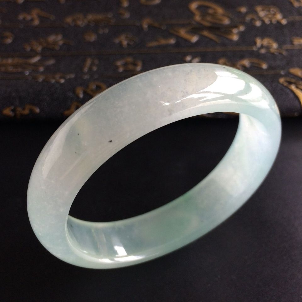 (超值推荐)冰种晴水贵妃镯(51.8mm-45.2mm)