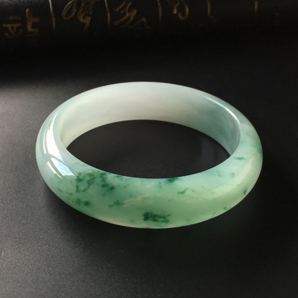 (超值推荐)糯冰种飘花手镯(57.5mm)