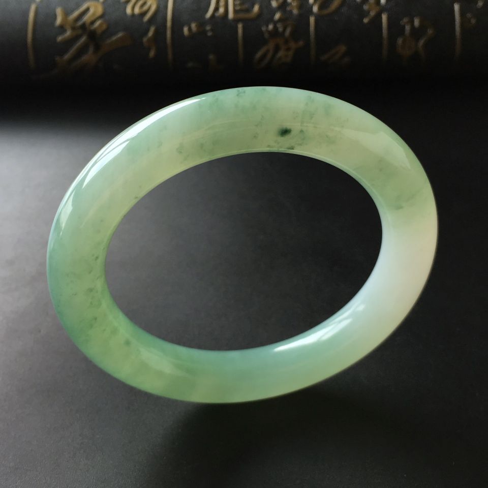 (超值推荐)糯冰种晴水飘花圆条手镯(58mm)