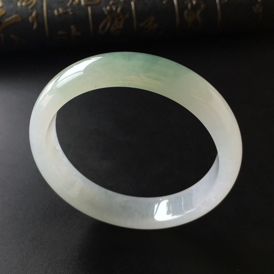 (超值推荐)冰种晴水手镯(57.5mm)