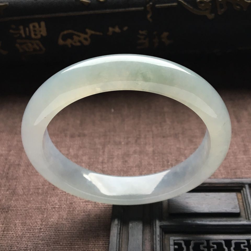 （超值推荐）冰种淡晴水手镯（57.4mm）