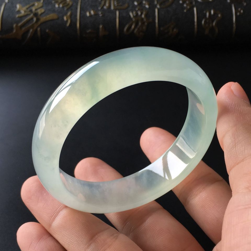 (超值推荐)冰种晴水手镯(56.5mm)