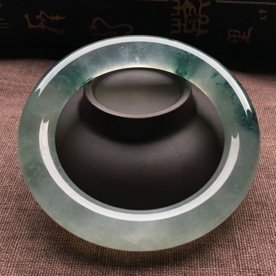 （超值推荐）冰种飘花圆条手镯（56.8mm）