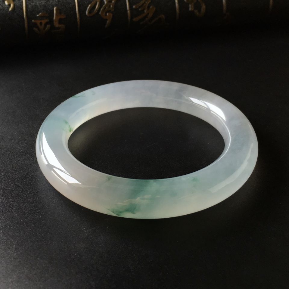 (超值推荐)冰种飘花圆条手镯(54.8mm)