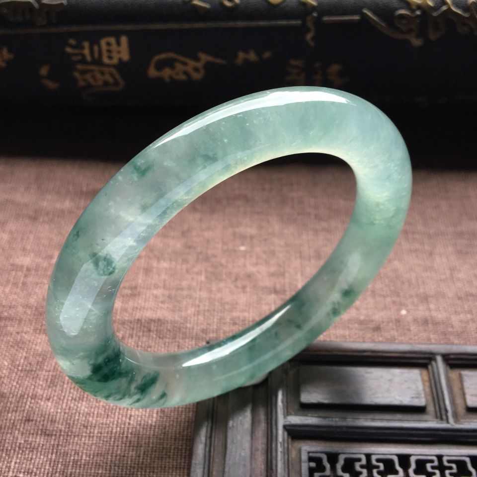 （超值推荐）冰种飘花圆条手镯（56.4mm）