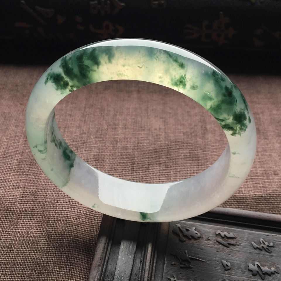 （超值推荐）冰种飘花手镯（56mm）