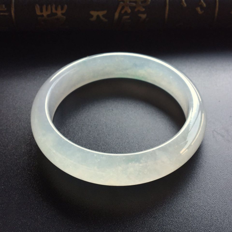 (超值推荐)冰种晴水手镯(56.2mm)