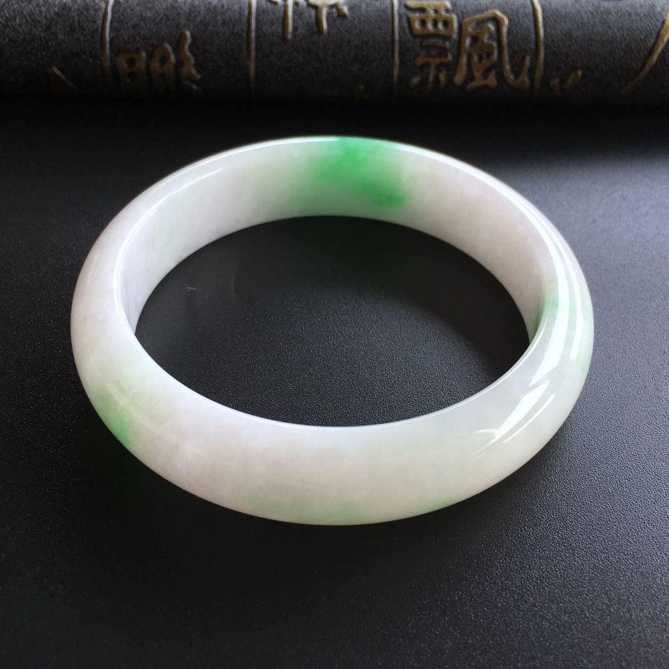 (超值推荐)糯冰种飘翠手镯(57.4mm)