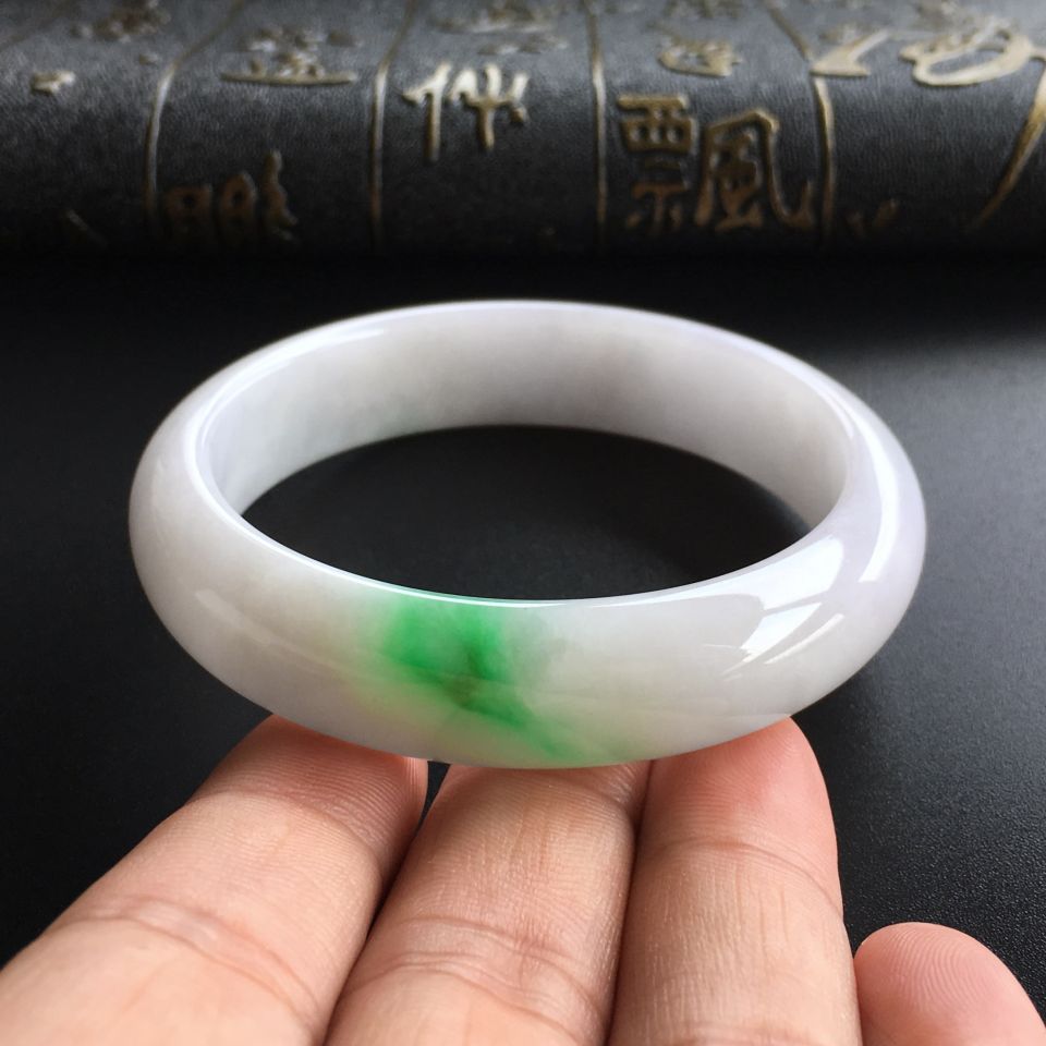 (超值推荐)糯冰种飘翠手镯(56.4mm)