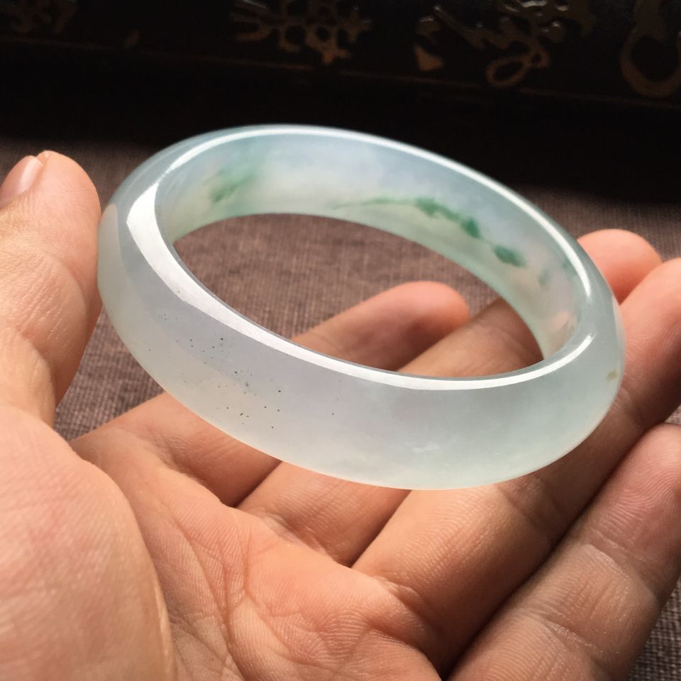 （超值推荐）冰种飘花手镯（53mm）