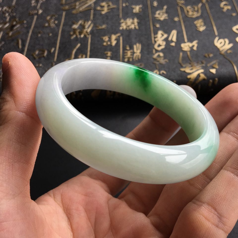 (超值推荐)糯冰种飘翠手镯(56.8mm)