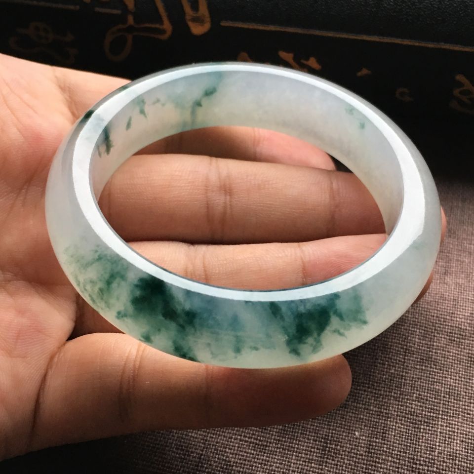 （超值推荐）冰种飘花手镯（56mm）