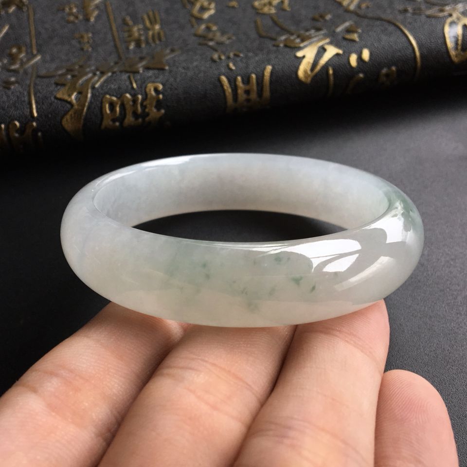 (超值推荐)冰种飘花手镯(56mm)