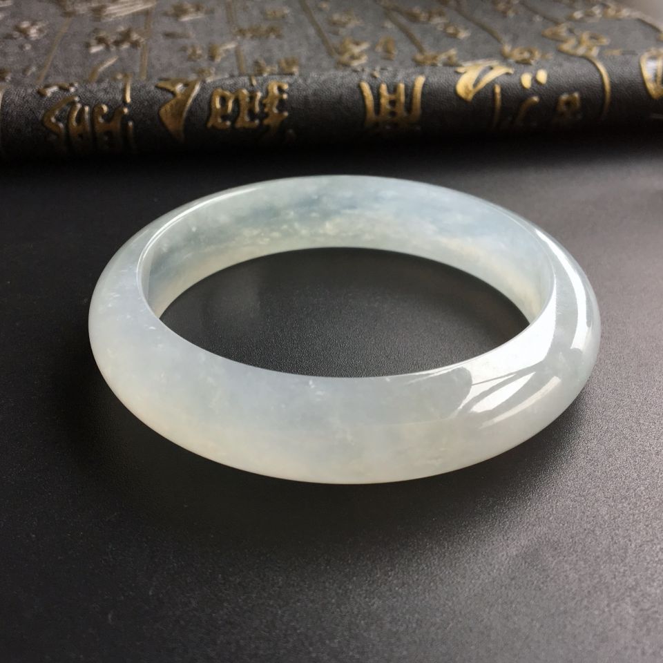 (超值推荐)冰种晴水手镯(57.8mm)