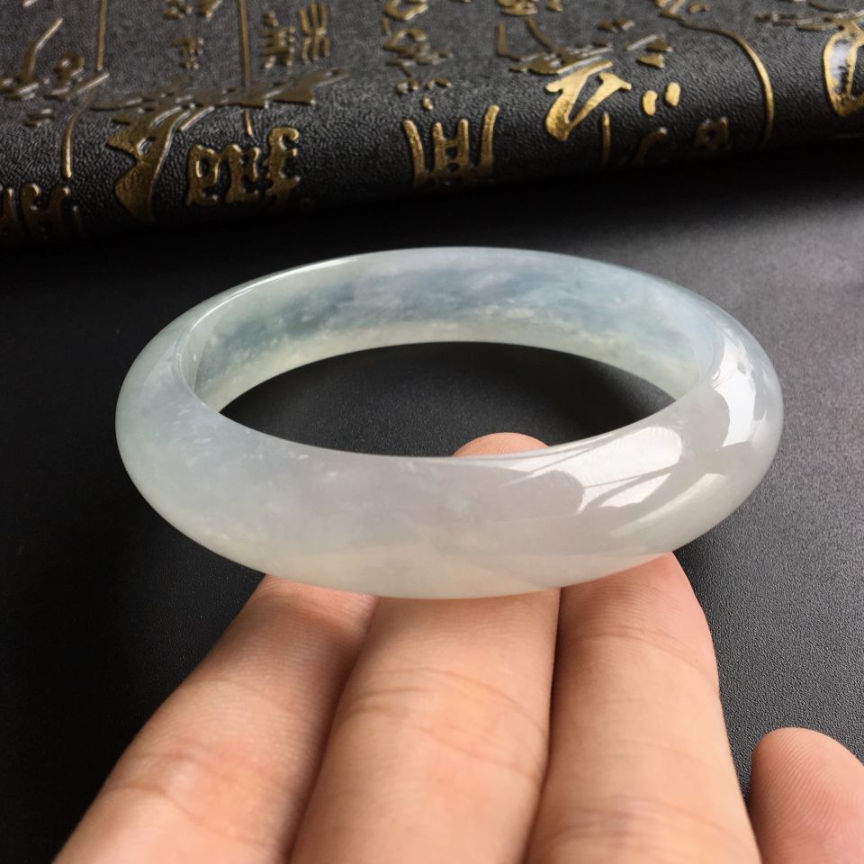 (超值推荐)冰种晴水手镯(57.8mm)