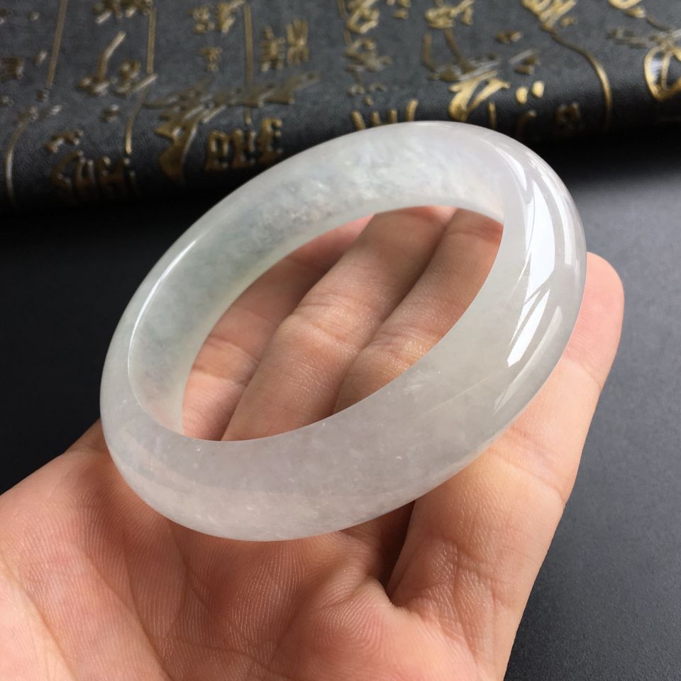 (超值推荐)冰种晴水手镯(55.2mm)