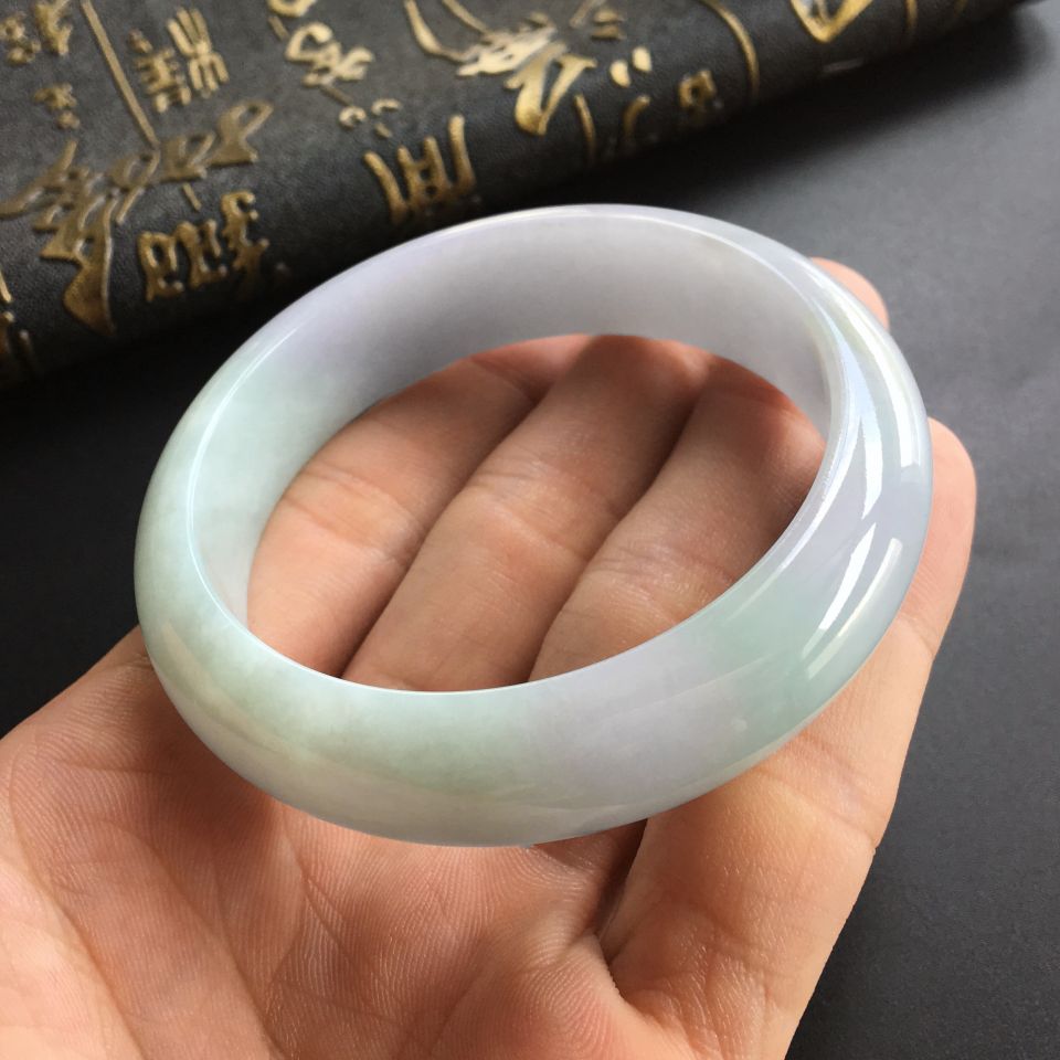 (超值推荐)糯冰种晴水淡紫罗兰手镯(55.4mm)