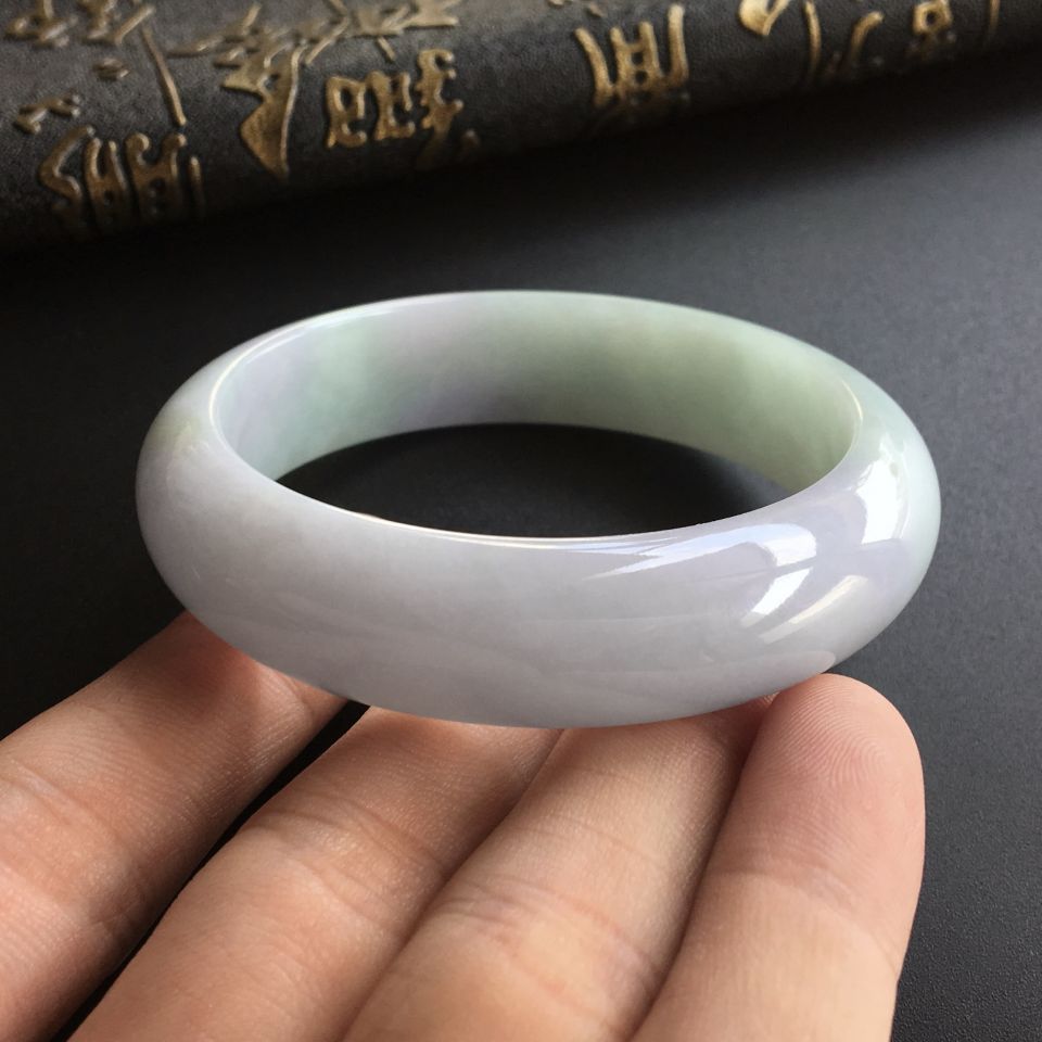 (超值推荐)糯冰种晴水淡紫罗兰手镯(55.4mm)