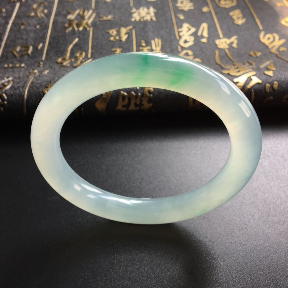 (超值推荐)冰种飘翠圆条手镯(54.8mm)