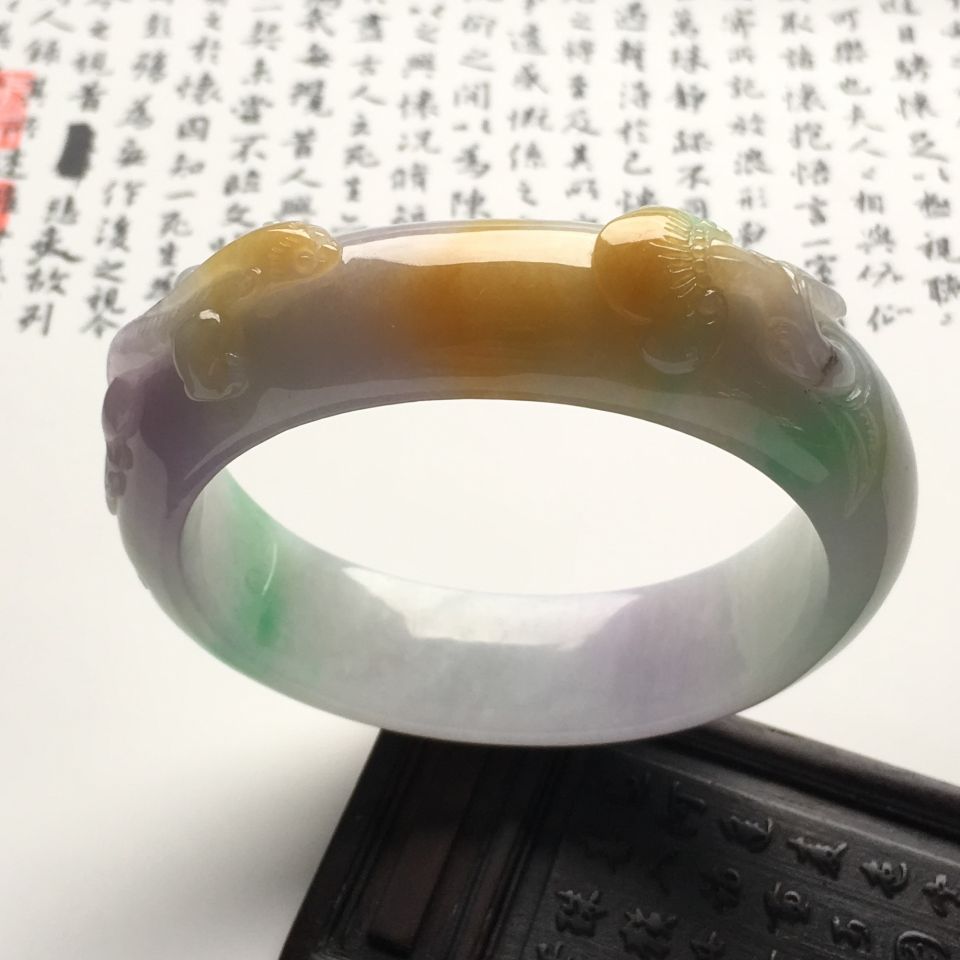 （超值推荐）糯冰种三彩螭龙如意雕花贵妃镯（58.2mm-54mm）