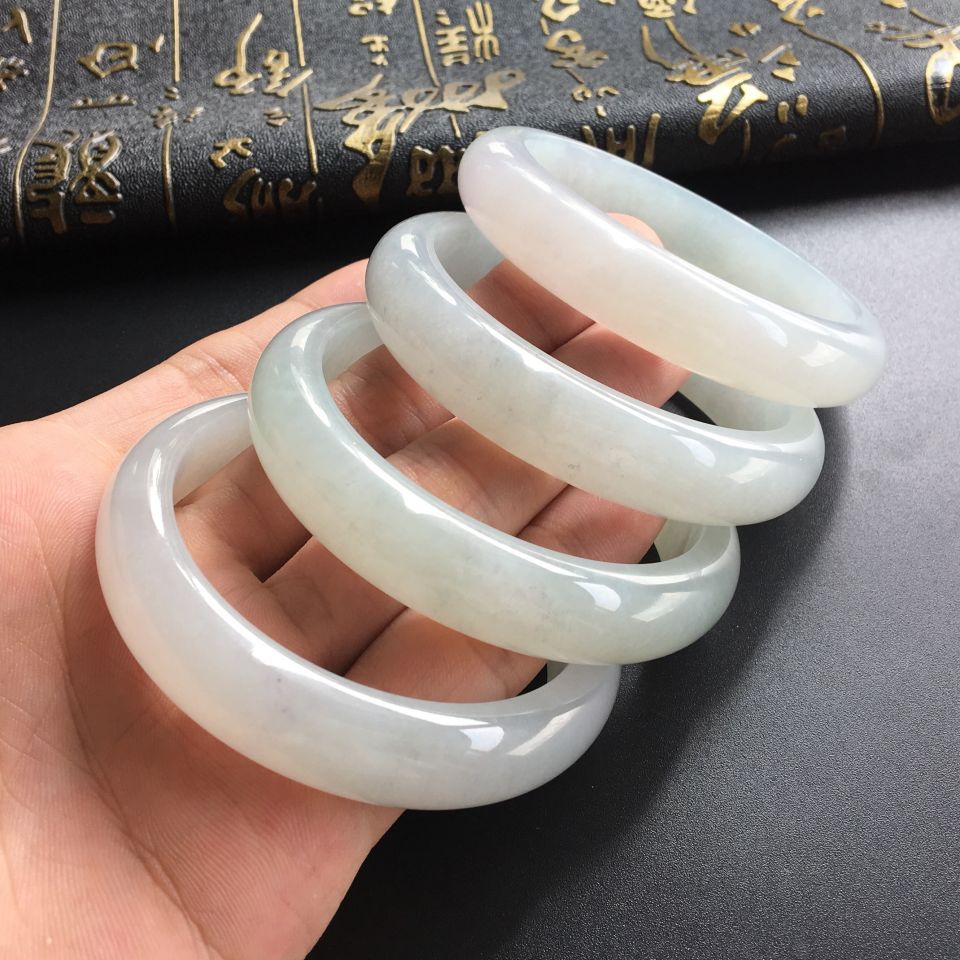 (超值推荐)糯冰种晴水手镯(一批走)(56mm)