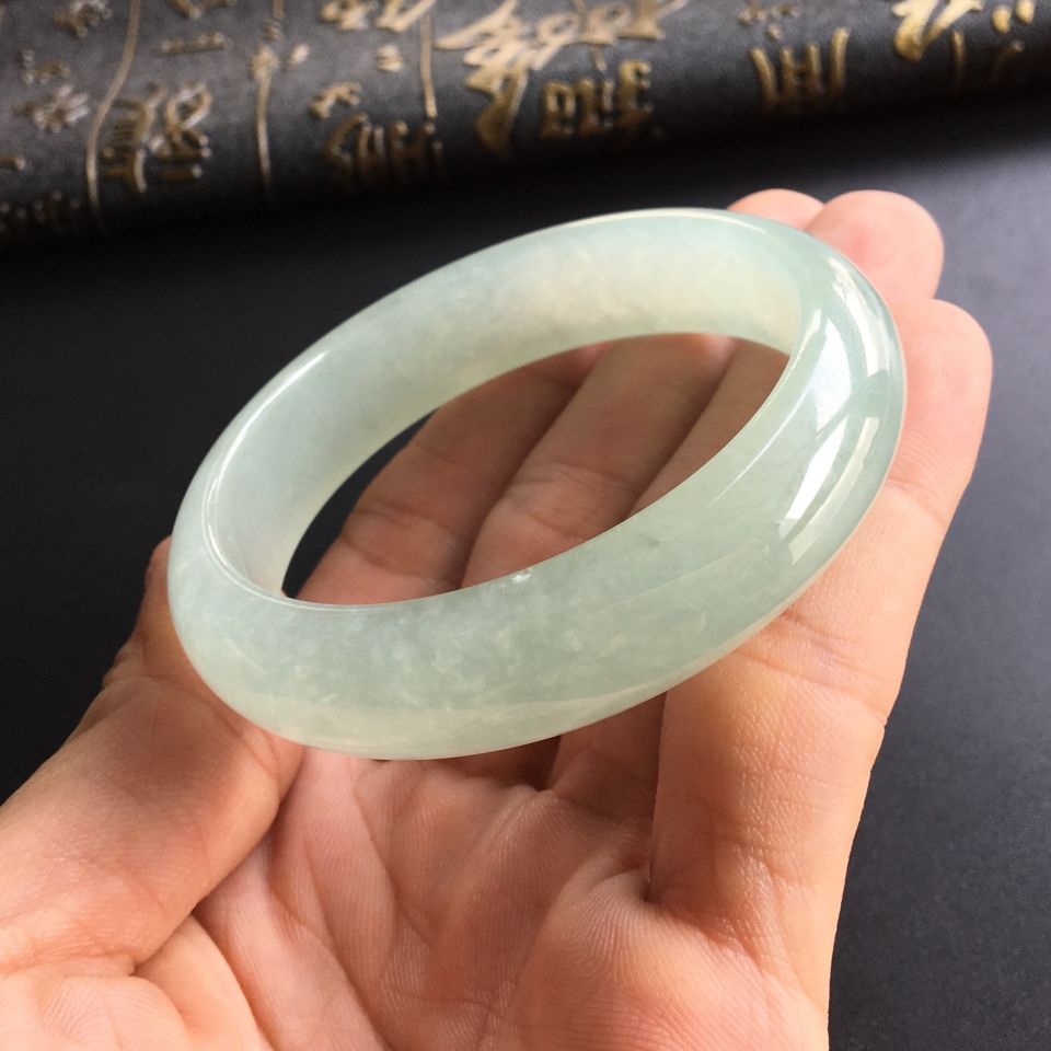 (超值推荐)冰种晴水手镯(54.3mm)