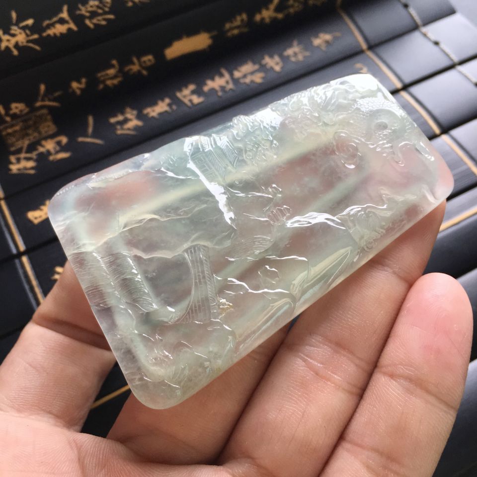 (超值推荐)冰种晴水龙行天下挂件