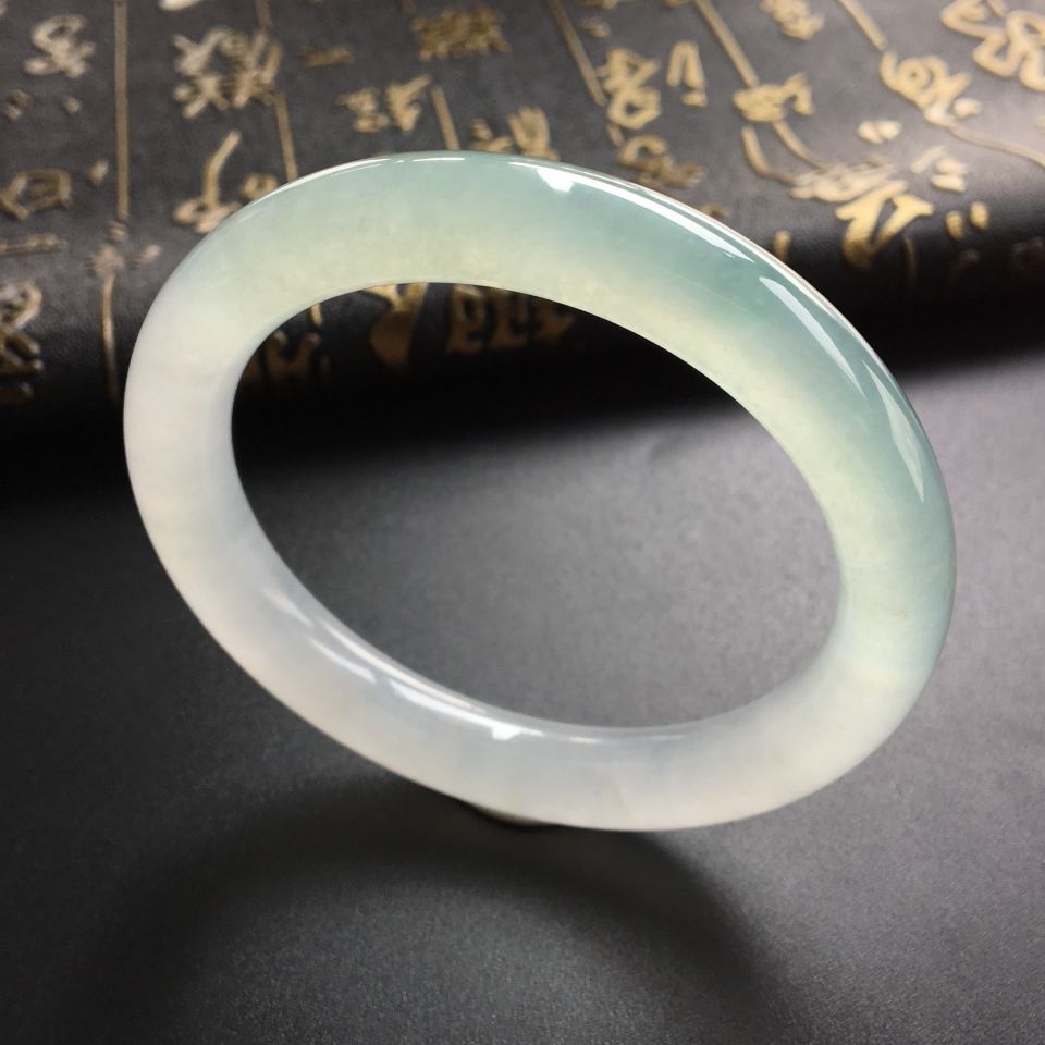 (超值推荐)冰种晴水圆条手镯(56mm)