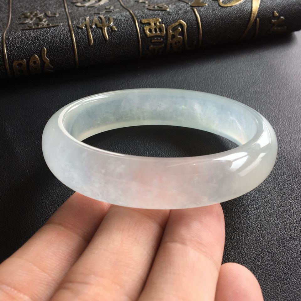 (超值推荐)冰玻种晴水贵妃镯(56.6mm-49.7mm)