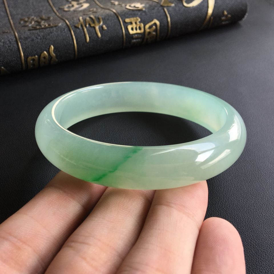 (超值推荐)冰种晴水飘翠手镯(59.6mm)