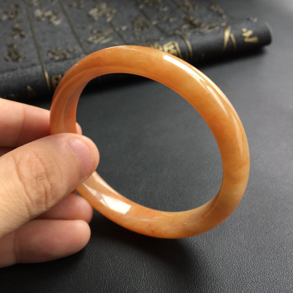 (超值推荐)糯冰种红黄翡手镯(53.2mm)