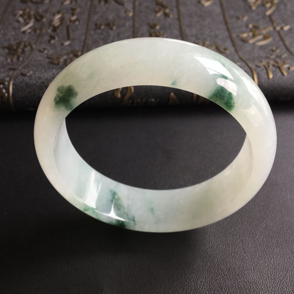 糯冰种飘花手镯(56.2mm)