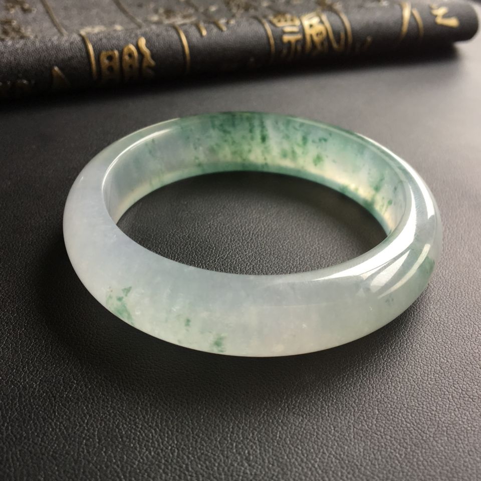 冰种飘花手镯(55.6mm)