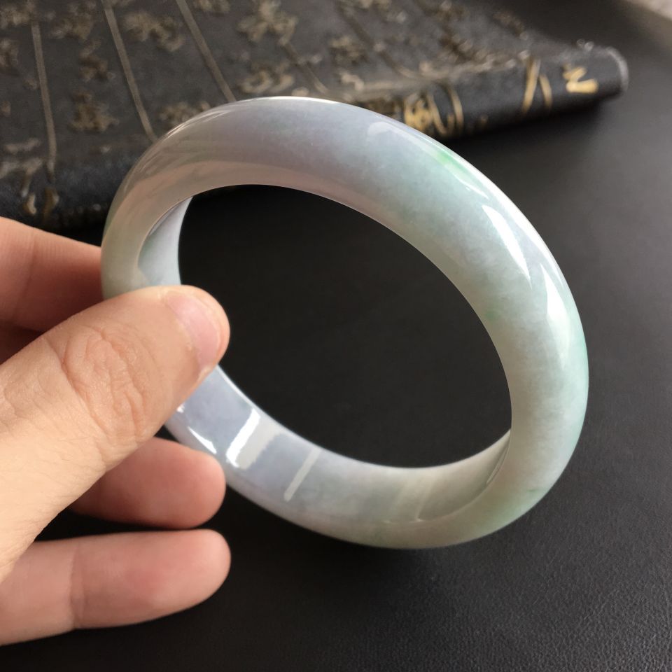 糯冰种飘翠手镯(59.8mm)