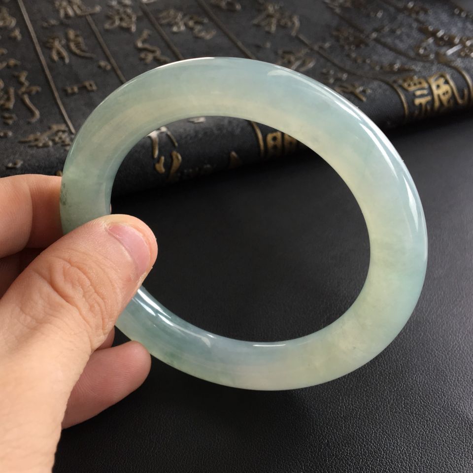 糯冰种飘花圆条手镯(56mm)