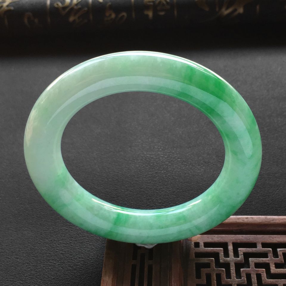 糯冰种飘翠圆条手镯(58mm)