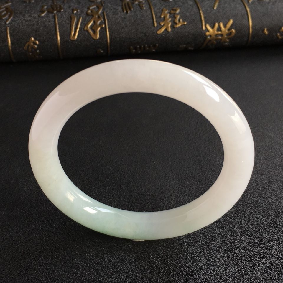 糯冰种晴水圆条手镯(55mm)