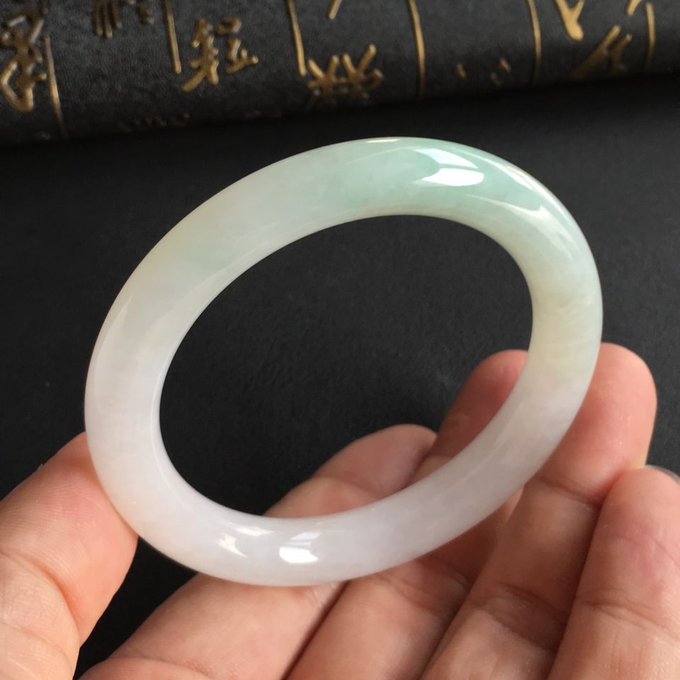 糯冰种晴水圆条手镯(55mm)